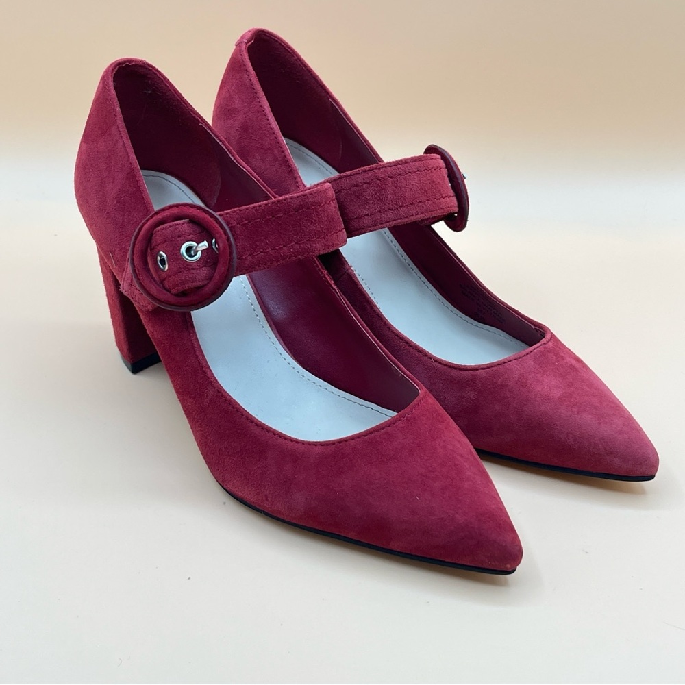 Marc Fisher Carney Mary Jane Heels Red Suede Women’s 7.5M Block Heel Pumps